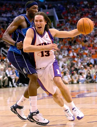 2005 - Steve Nash (Phoenix Suns)&nbsp;(Photo: Lisa Blumenfeld/Getty Images)