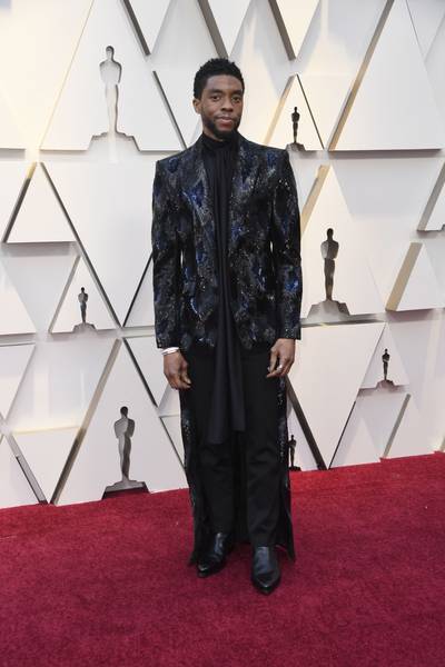 Chadwick Boseman in Givenchy Couture - (Photo: Frazer Harrison/Getty Images)&nbsp;