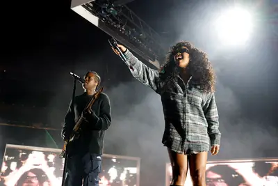 Give Us The Hair Glam H.E.R. 
