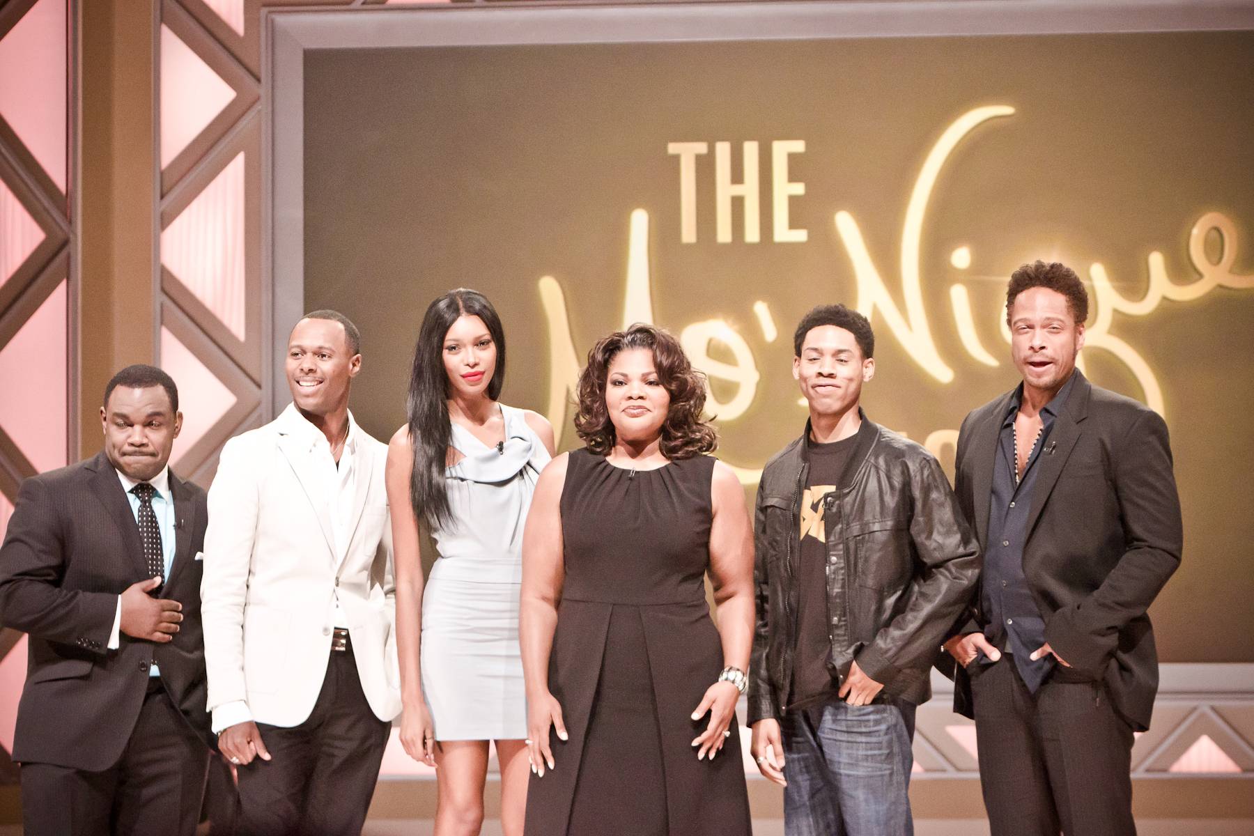 Another Great Episode Comes to a Close - From left: Rodney Perry, Micah Stampley, Jessica White, Mo'Nique, Alphonso McAuley and Gary Dourdan.&nbsp;(Photo: Darnell Williams/BET)