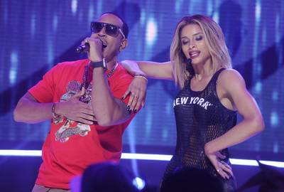 How You Like That!??! - Ciara and Luda close out strong on the 106 &amp; Park stage. (Photo: John Ricard / BET)