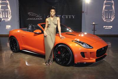 Rawr! - Kelly Rowland is a certified beauty, so it's only right that she swags out with an amazing car. Say congrats to the new face of Jaguar!  (Photo: John Parra/Getty Images for Jaguar)