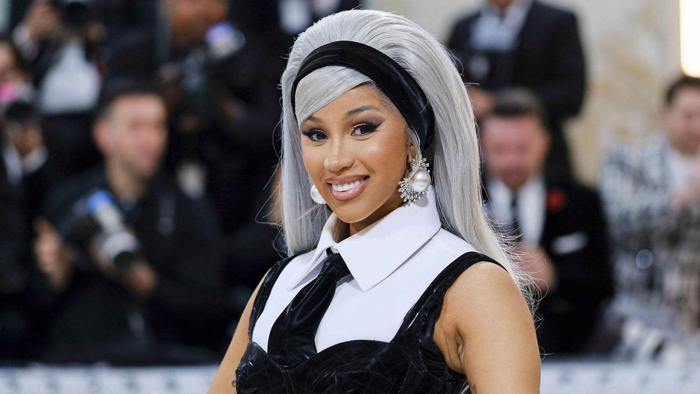 Cardi B: The Superstar Is Coming In Red Hot With New Hairstyle | News | BET