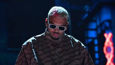 Chris Brown has purple - Image 4 from Soul Train Awards 2022: Chris Brown  Doesn't Mind Playing With Hair Colors | BET