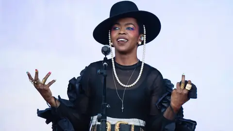 GLASTONBURY, ENGLAND - JUNE 28: Lauryn Hill performs on The Pyramid Stage during day three of Glastonbury Festival at Worthy Farm, Pilton on June 28, 2019 in Glastonbury, England. (Photo by Harry Durrant/Getty Images)