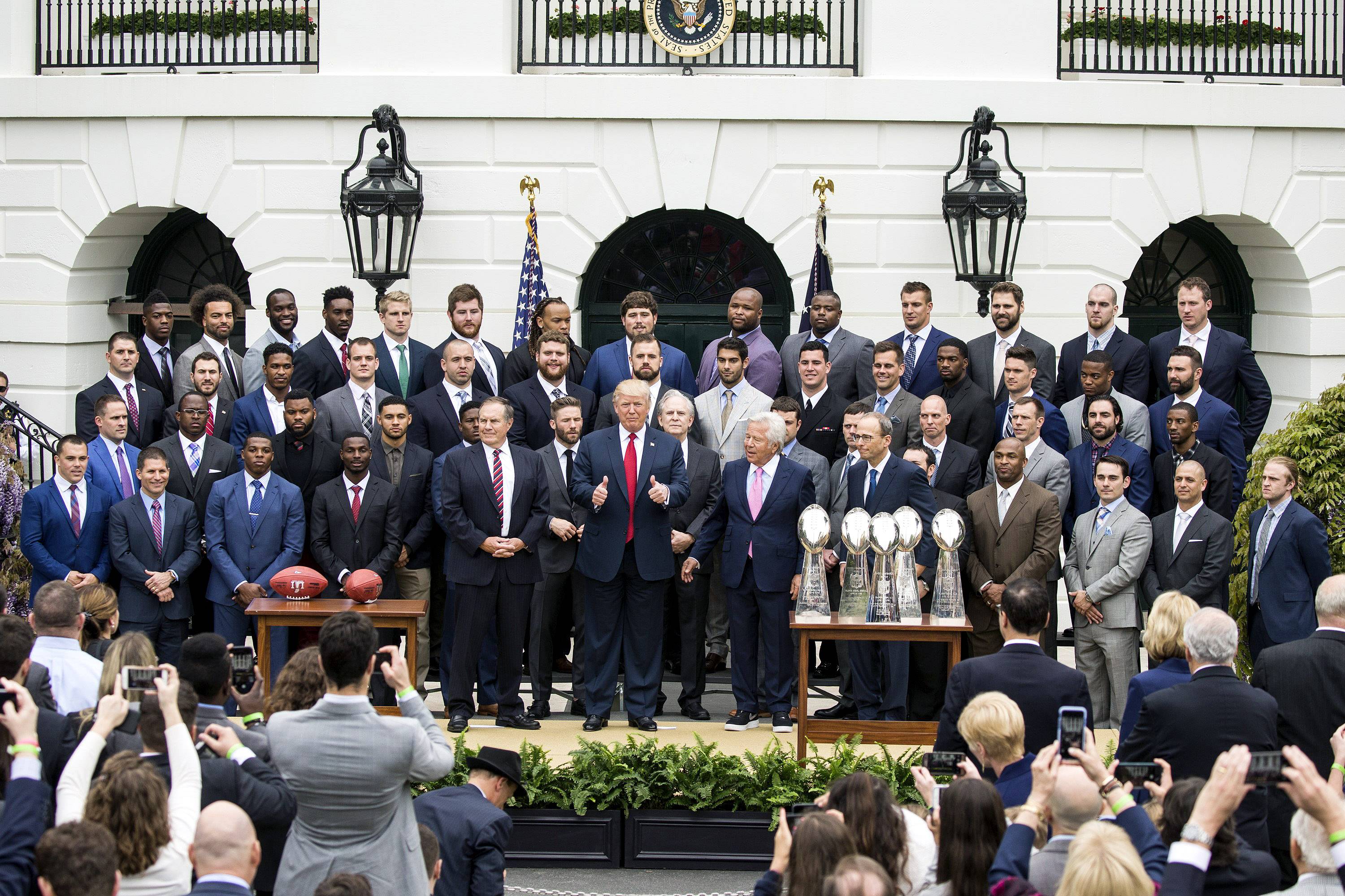 New England Patriots Fire Back at NY Times Over White House Photo