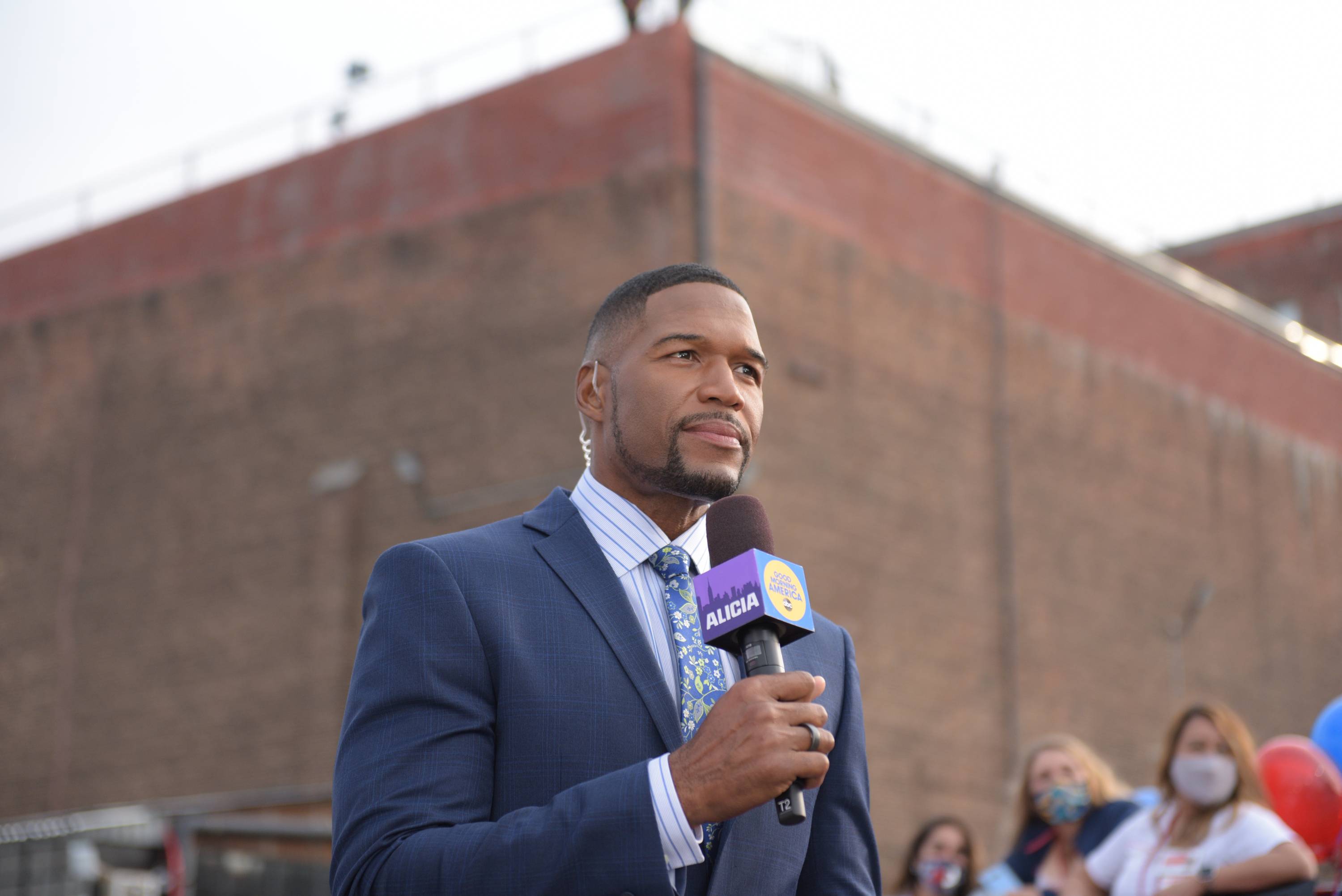 GOOD MORNING AMERICA - 9/17/20
Alicia Keys surprises a group of essential workers with a live event from Skyline Drive-in in Brooklyn, New York on "Good Morning America," Thursday, September 17, 2020, airing on ABC.   
(Photo by Paula Lobo/ABC via Getty Images) 
MICHAEL STRAHAN