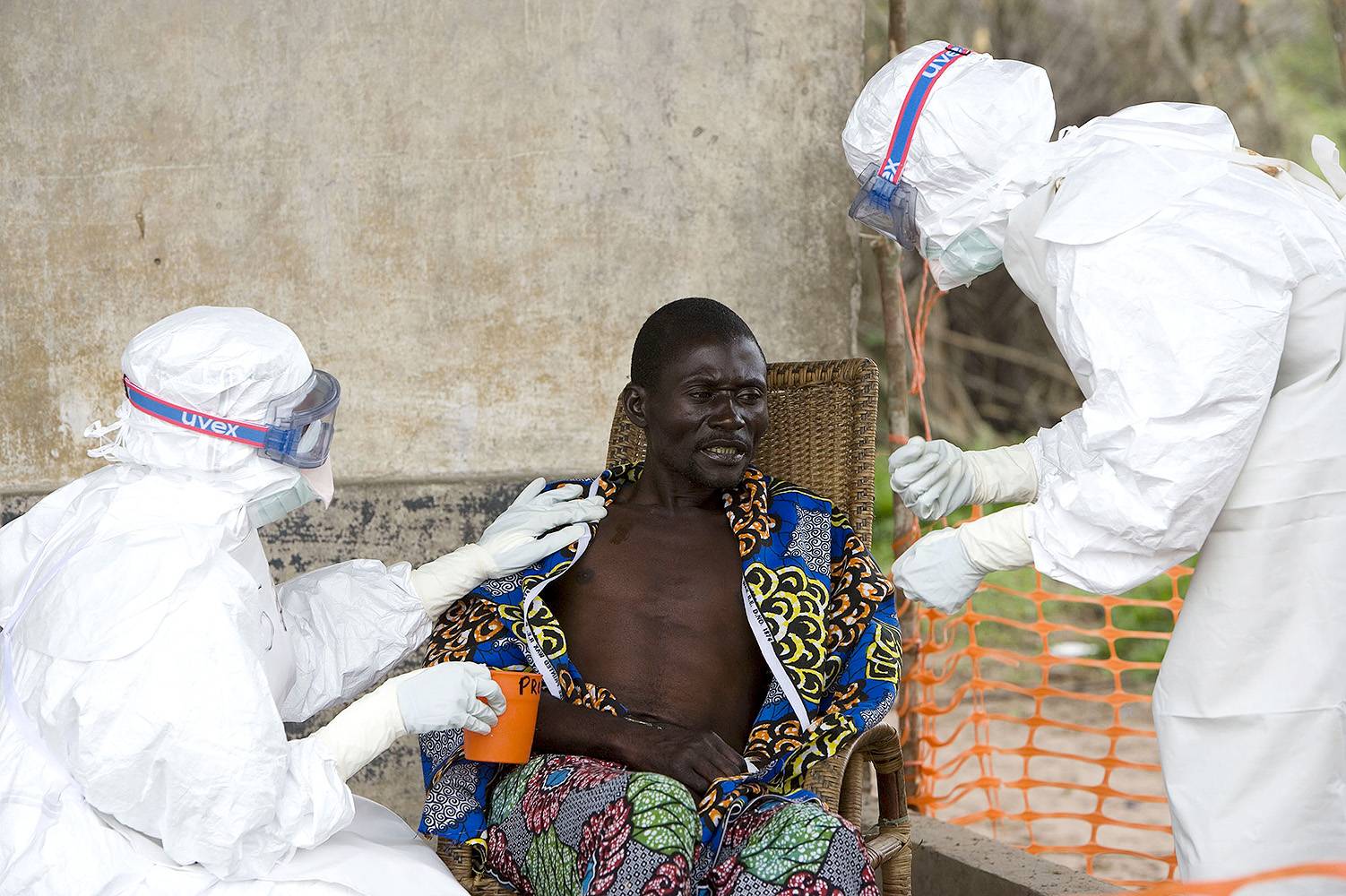 Ebola Outbreak Spreads to Liberia, Sierra Leone