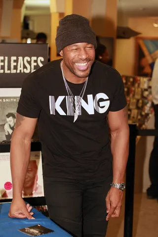 Showing Love - Tank was beaming as he signed copies of his new album at the FYE store in Philadelphia.(Photo: W.Wade/WENN)