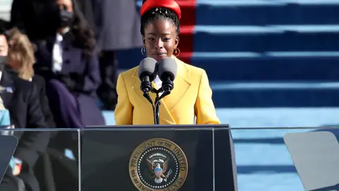 WASHINGTON, DC - JANUARY 20: Youth Poet Laureate Amanda Gorman speaks during the inauguration of U.S. President-elect Joe Biden on the West Front of the U.S. Capitol on January 20, 2021 in Washington, DC. During today's inauguration ceremony Joe Biden becomes the 46th president of the United States. (Photo by Rob Carr/Getty Images)