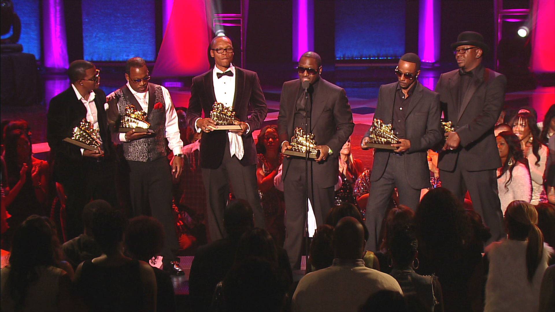 New Edition Wins the Lifetime Achievement Award (Video Clip) BET AWARDS