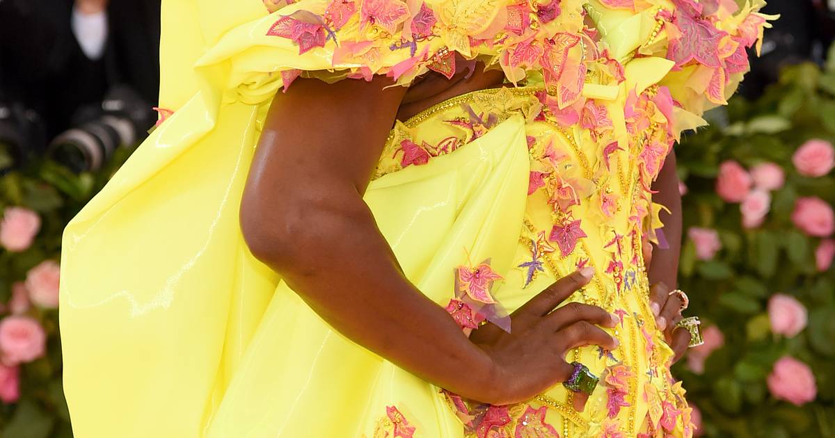 Serena Wore Off-White Sneakers on the Met Gala 2019 Carpet