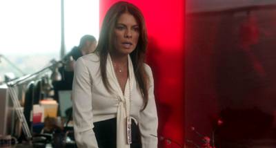 Dress Like a Boss - We know that Kara (played by Lisa Vidal) produces Mary Jane's show on SNC, but look at the outfit she managed to produce for herself! Simple, classy, yet atypical and&nbsp; a bit cutting edge. Kara rocked in a white blouse and black pencil skirt.(Photo: BET)