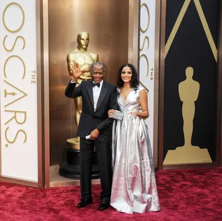 010722-celebs-sidney-poitier-moments-20-academy-awards.jpg