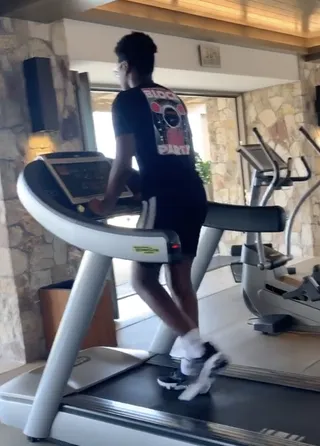 Lebron James &amp; Family&nbsp; - A family that gets fit together can conquer anything together, is Lebron's motto. The NBA champion shared a video to Instagram of his entire family working out at their at-home gym. And it's all the motivation we need today!&nbsp;&quot;A family who train together, challenges each other, motivates each other, inspires each other, pushes each other, picks each other up, CAN CONQUER ANYTHING TOGETHER! 🙏🏾✊🏾🖤💪🏾&nbsp;#JamesGang👑,&quot; read his caption. We love this energy!&nbsp;See the entire video here! Lebron James