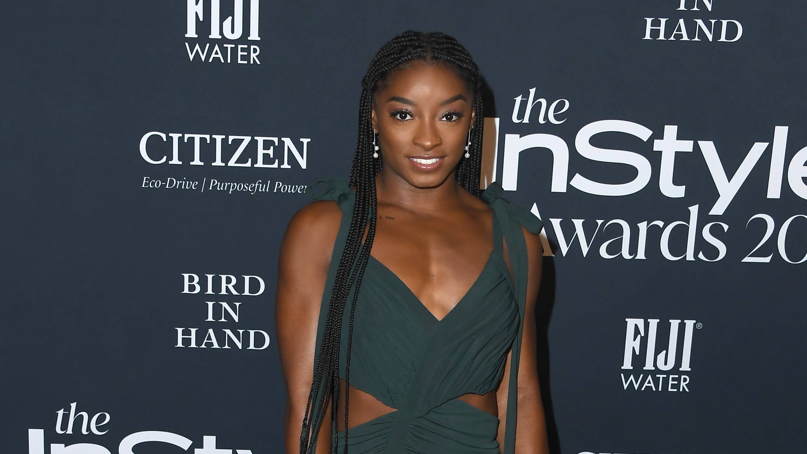 Simone Biles Turns Up The Heat On Our Timelines With A Sizzlin' Hot ...