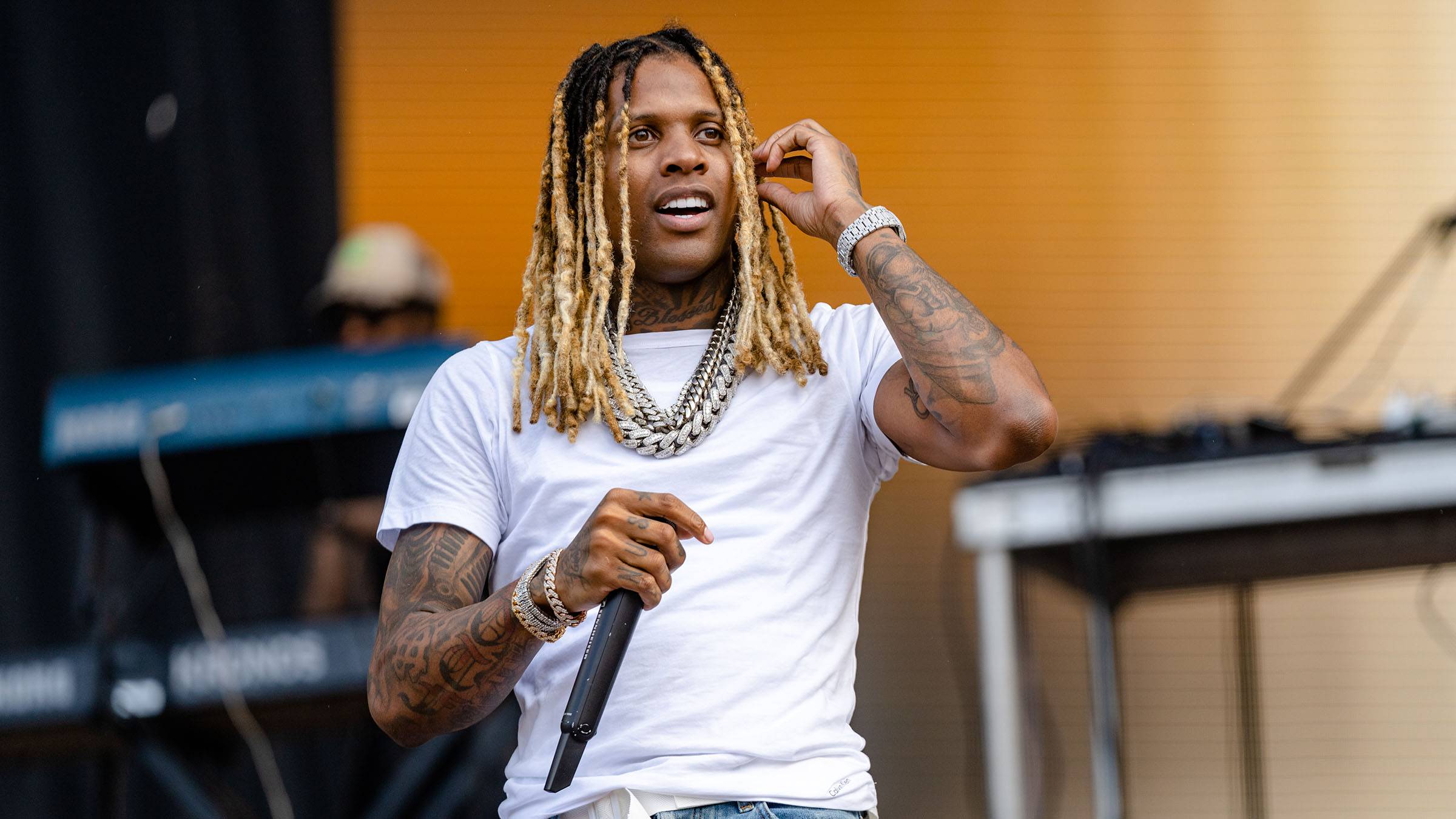 Lil Durk Meets With Chicago Mayor Lori Lightfoot For Neighborhood Heroes Initiative | News | BET