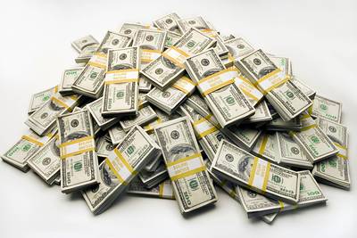 /content/dam/betcom/images/2012/06/Sports/060612-sports-nba-top-earners-money.jpg