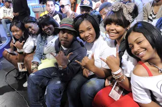 Love Yall - Curren$y greets fans at 106 &amp; Park, June 4, 2012. (Photo: John Ricard / BET)