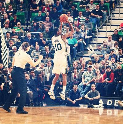 Splash  - Nothing like having that sweet stroke of a jumper falling. Just ask Alec Burks. The Utah Jazz point guard dropped 20 points Tuesday night to help his squad defeat the Oklahoma City Thunder.&nbsp;(Photo: Utah Jazz via Instagram)