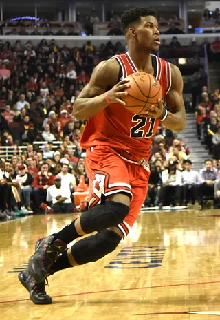 Bulls Use Balanced Effort to Edge Rockets - Pau Gasol had 27 points and 14 rebounds and Jimmy Butler added 22 points to lead the Chicago Bulls to a 114-105 home victory over the Houston Rockets on Monday night.&nbsp;The game marked the 13th win in the past 15 games for the Bulls (25-10).&nbsp;(Photo: David Banks/Getty Images)&nbsp;