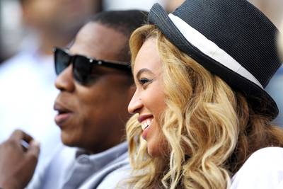 Jay Z and Beyoncé - Hip hop's golden couple usually stays out of pap-drama, but when an intrusive cameraman got in the way of their peaceful 2009 Croatian vacation — it was war. Jay protected his lady by having his bodyguard rough up the photog, kicking him several times and throwing his camera to the ground. (Photo: Matthew Stockman/Getty Images)