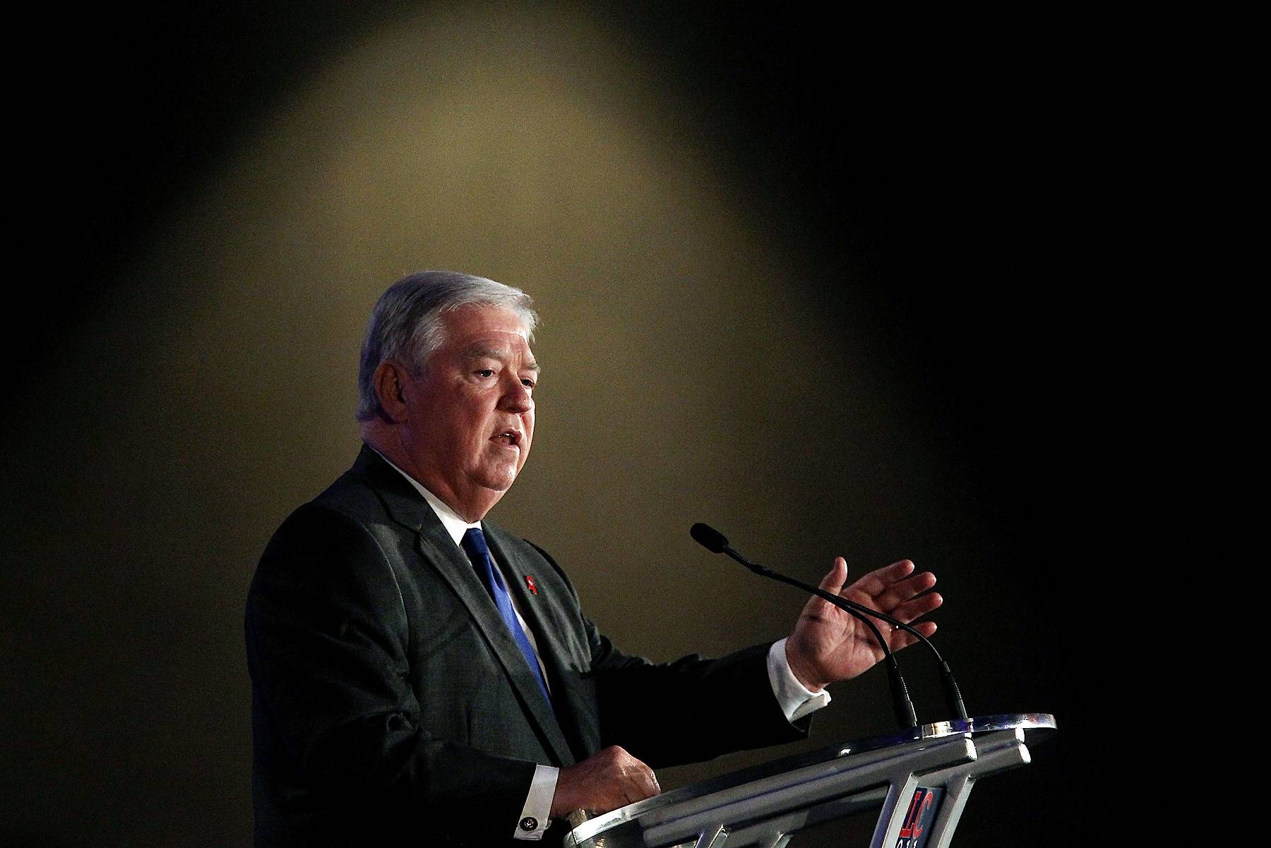 Mississippi Court Upholds Ex-Gov. Haley Barbour’s Controversial Pardons - On Thursday, the&nbsp;Supreme Court of Mississippi&nbsp;upheld the controversial pardons issued by the state’s former governor&nbsp;Haley Barbour&nbsp;during his last days in office.(Photo: Justin Sullivan/Getty Images)