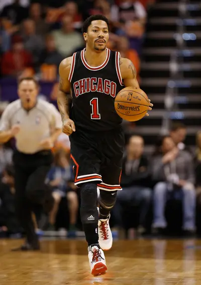 Derrick Rose suffers yet another knee injury