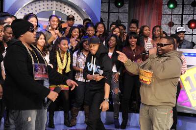 Whoa - Round One: Freestyle Friday competitor Relly retaliates against Kris Payne at 106 &amp; Park, December 30, 2011. (Photo: John Ricard / BET)