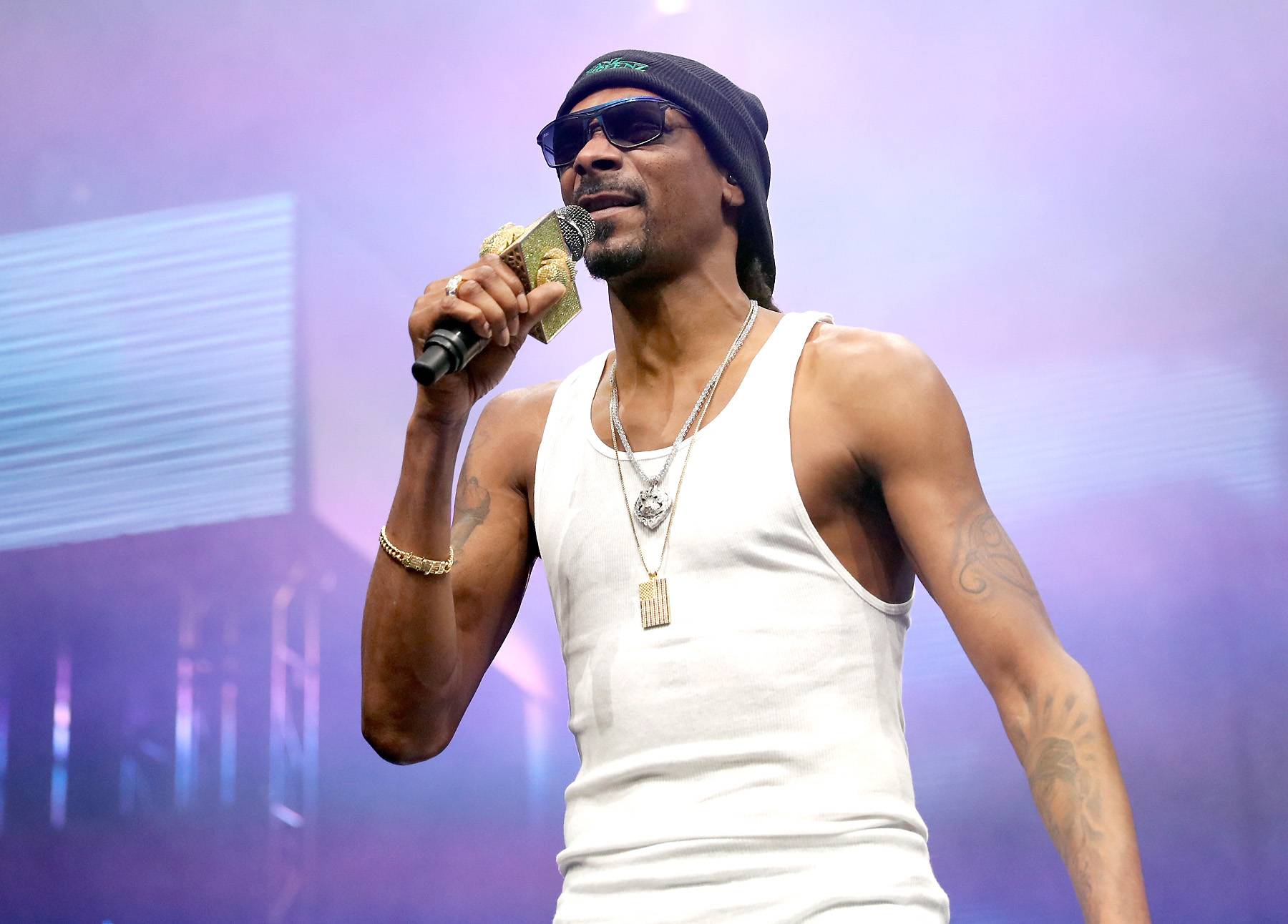 Snoop Dogg Blames Hillary Clinton's Loss on One 'Weak A**' Man | News | BET