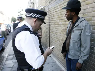 London Police Want Stop and Search Feedback - British authorities have released a survey on the controversial stop and search police practice in order to collect feedback from people who have experienced stop and search firsthand.&nbsp;(Photo: REUTERS/Andrew Winning)