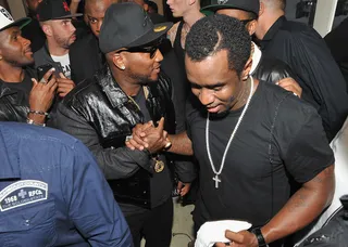 Good Job, Great Effort - Young Jeezy congratulates Diddy on a well-done performance.&nbsp;(Photo: Moses Robinson/Getty Images for BET)