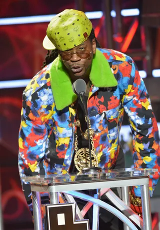 2 Chainz Gets on the Soul Train Line - Get ready for 2 Chainz as he hits up the Soul Train Awards!&nbsp;  (Photo: Rick Diamond/Getty Images for BET)