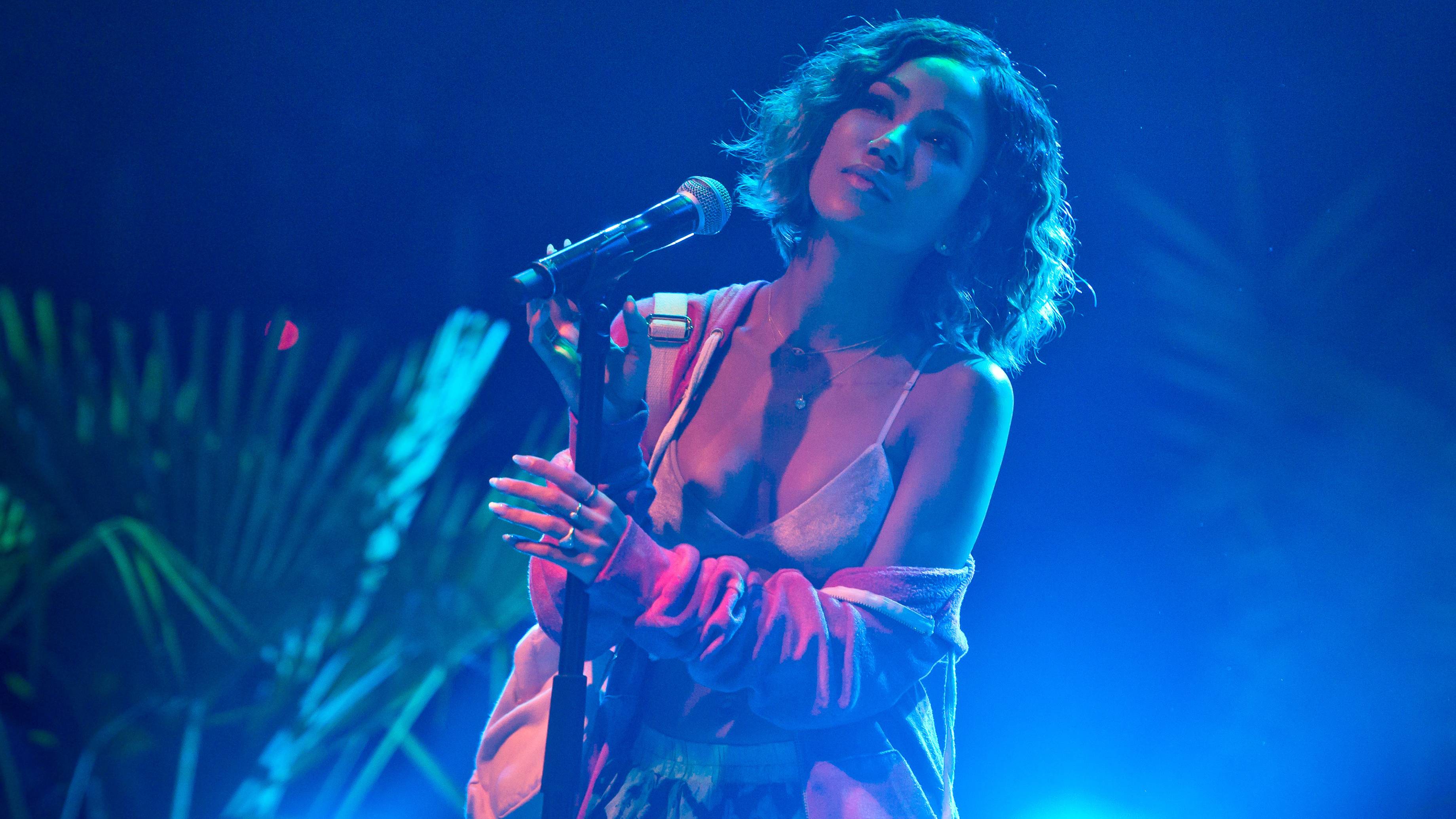 Jhene Aiko sings America The Beautiful - Super Bowl 2022 - Super