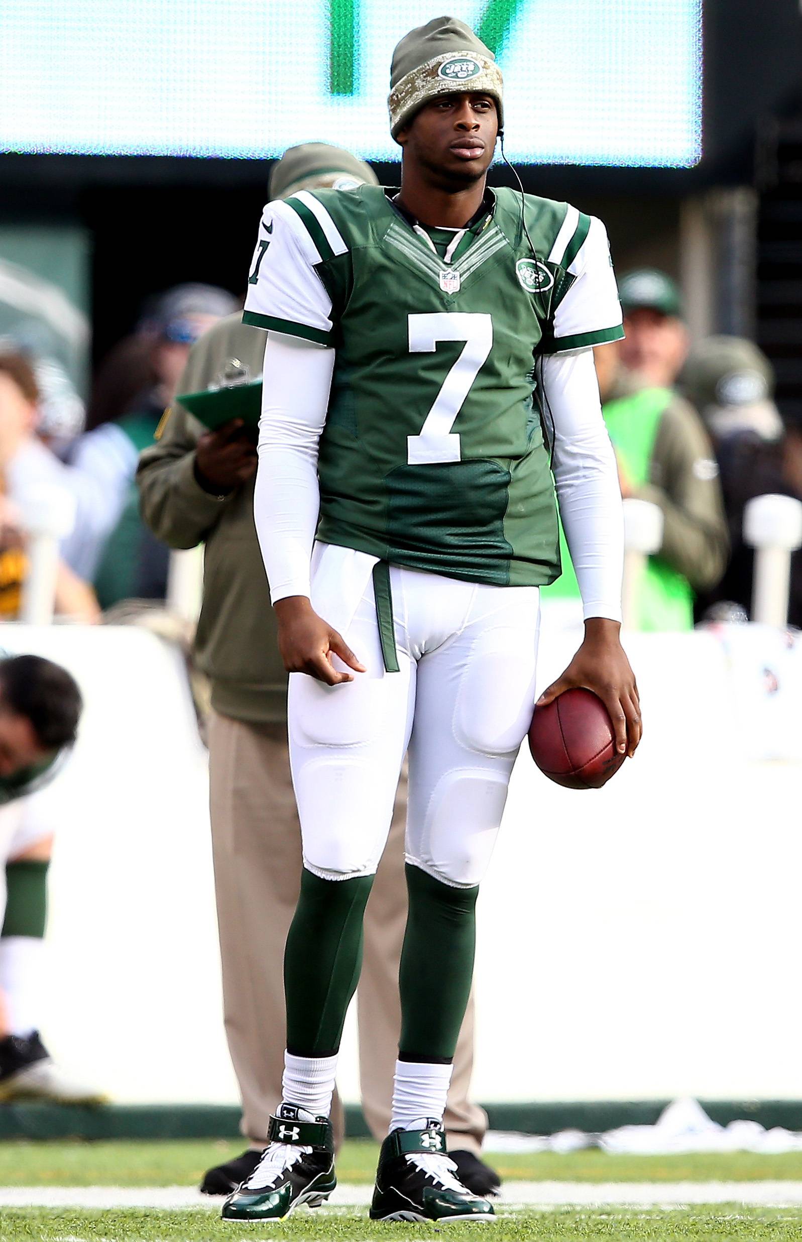 Geno Smith Broke His Jaw In New York, Then Broke The Bank With $105 Million  Contract From Seattle Seahawks