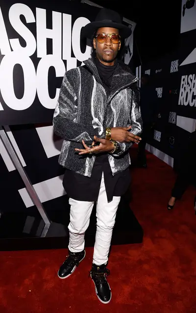 Fresh to Def - 2 Chainz&nbsp;shows off his unique style on the red carpet of&nbsp;Fashion Rocks 2014 presented by Three Lions Entertainment at Barclays Center in Brooklyn, New York. (Photo: Larry Busacca/Getty Images for Three Lions Entertainment)