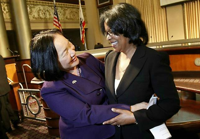 Black Woman Becomes First “Big City” Fire Chief&nbsp; - Teresa Deloach-Reed has become the first Black woman to serve as fire chief of a major metropolitan fire department in the United States. Deloach-Reed will take over in Oakland, California from interim Chief Mark Hoffman.(Photo: AP)