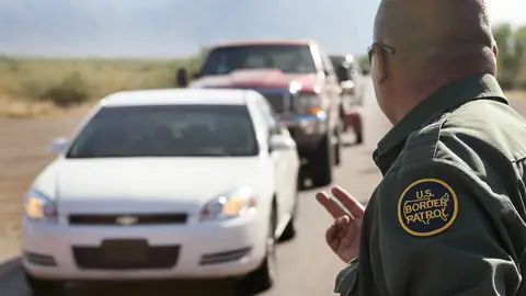 Five Charged With Smuggling Mexicans by Hiring Black Truck Drivers From L.A.&nbsp; - Ringleaders of a Los Angeles-based human smuggling operation allegedly hired more than 20 non-Spanish-speaking African-Americans from L.A.’s Compton neighborhood to ferry undocumented immigrants from Mexico to California. Five persons were charged with conspiracy and transporting and harboring illegal immigrants.(Photo: Scott Olson/Getty Images)
