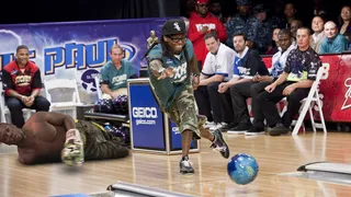 Chris Paul 2010 Celebrity Bowling Tournament - Maybe Kevin should have stuck to bowling instead of boxing. He did pretty well during his block party.  (Photo: Skip Bolen/Getty Images)
