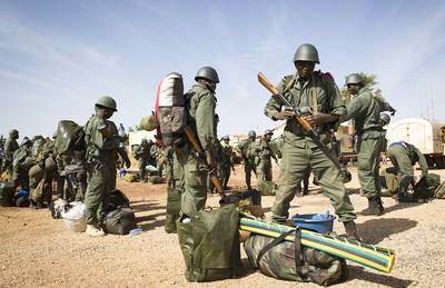 U.S. May Give $32 Million to Train Mali Troops - The Obama administration has asked Congress for an additional $32 million to put toward efforts to train African troops fighting Islamic extremists in Mali.(Photo: AP Photo/Ghislain Mariette, EMA-ECPAD)
