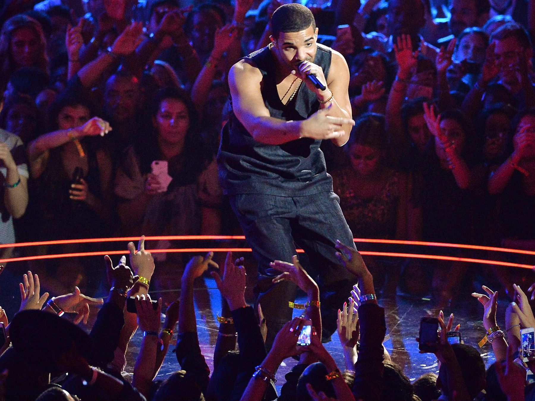 Drake - After a - Image 14 from Show-Stoppers: Highlights From the 2013 ...