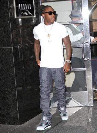 Crew Love - We The Best/Cash Money rapper Ace Hood&nbsp;is spotted in midtown Manhattan on the way to see his YMCMB fam be honored for 20 years of success in the music biz at the BMI R&amp;B/Hip Hop Awards.&nbsp;(Photo: Blayze/Splash News)