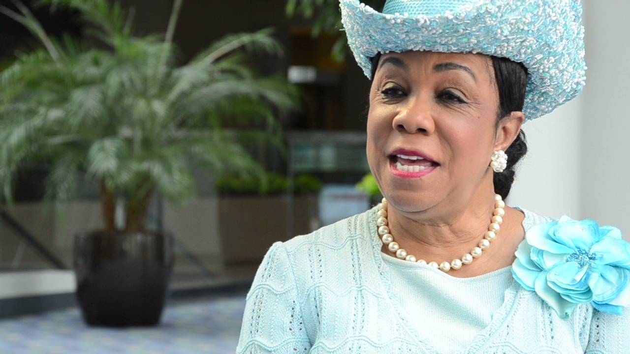 Frederica Wilson Sees Opportunities for Jobs (Video Clip) BET