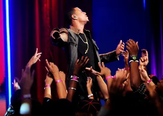 Rap With Me - J. Cole's fans recite the words to his songs on BET's 106 &amp; Park. (Photo: Brad Barket/PictureGroup)