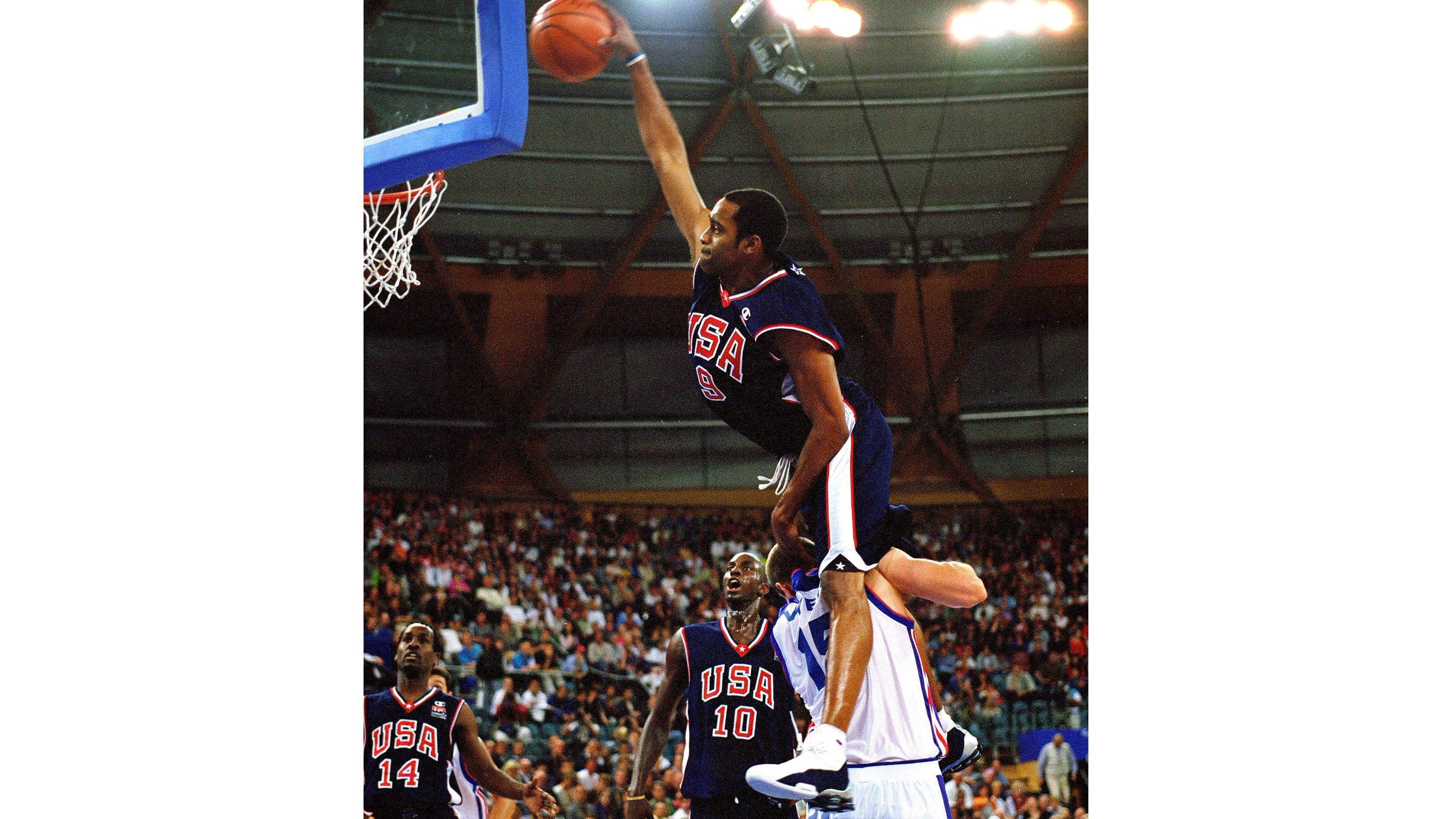 After 15 years, those who saw Vince Carter leap over Frederic Weis