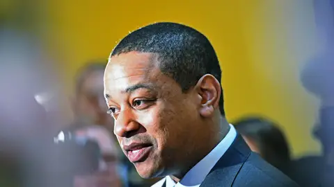 RICHMOND, VA - FEBRUARY 4:
 Virginia Lt. Gov. Justin Fairfax (D) talks with the press to address and deny a sex assault allegation from 2004 in the State Capitol February 04, 2019 in Richmond, VA. A second woman came forward with similar charges.  He's asked for an investigation.
(Photo by Katherine Frey/The Washington Post via Getty Images)