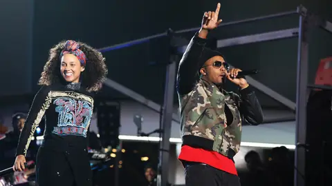 Alicia Keys perform hit song 'One Love' featuring Nas live for Alicia Keys 'Here' in Times Square concert