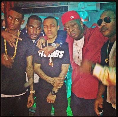 Soulja Boy @souljaboy - Soulja Boy and Birdman continue to heat up rumors that the Cash Money CEO might be planning to sign the young rapper to his powerhouse label. Soulja has been snapping alot of photos lately with the YMCMB fam like this one here with Bow Wow, DJ Stevie J, Mack Maine and, of course, Birdman. (Photo: Instagram via Soulja Boy)