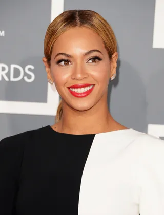 Beyoncé - Beyoncé is No. 17. The superstar was noted for signing a $50 million contract with Pepsi and drawing high ratings for her Super Bowl performance and HBO autobiographical documentary.(Photo: Jason Merritt/Getty Images)