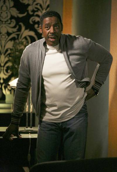 The Secret Life of an American Teenager - On the ABC Family coming of age drama The Secret Life of an American Teenager, Ernie Hudson played the role of Doctor Ken Fields. (Photo: ABC)